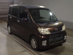 0 Daihatsu Tanto exe