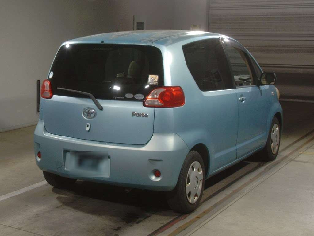 2006 Toyota Porte NNP10[1]