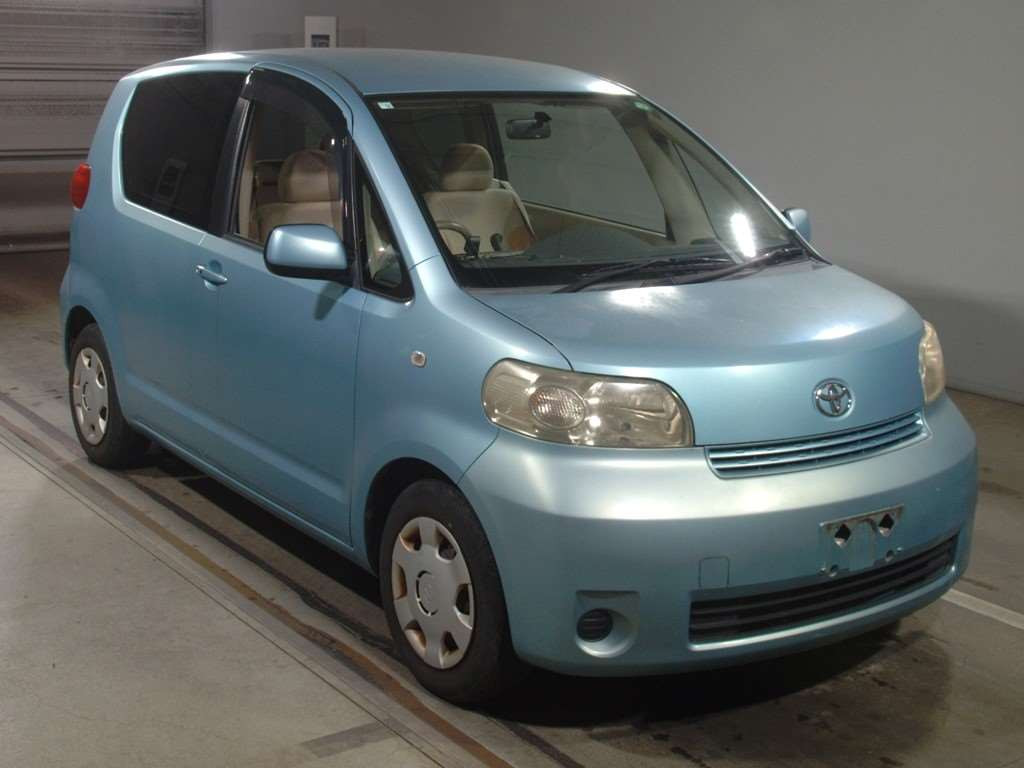 2006 Toyota Porte NNP10[2]