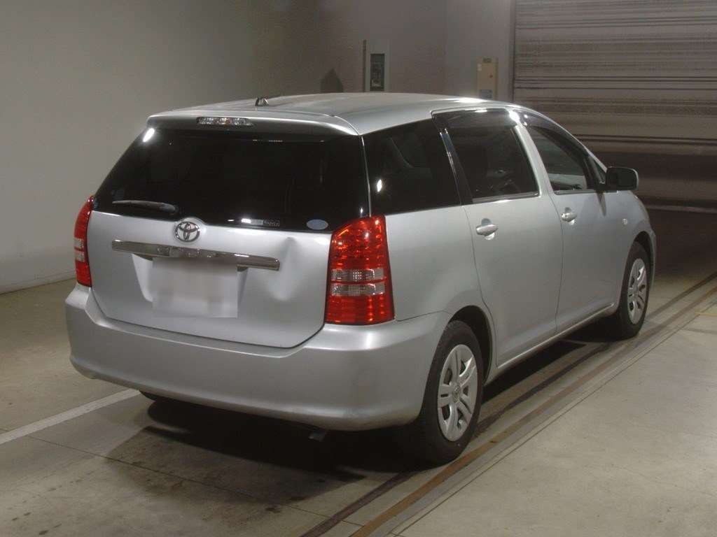 2003 Toyota Wish ZNE10G[1]