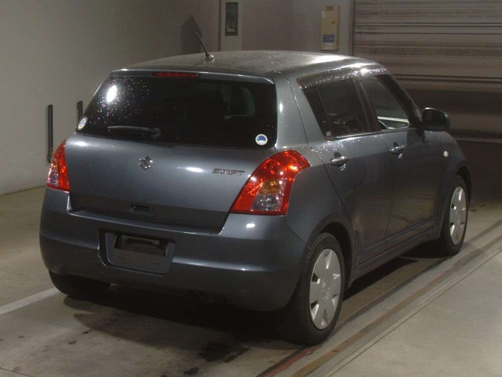 2010 Suzuki Swift ZC71S[1]