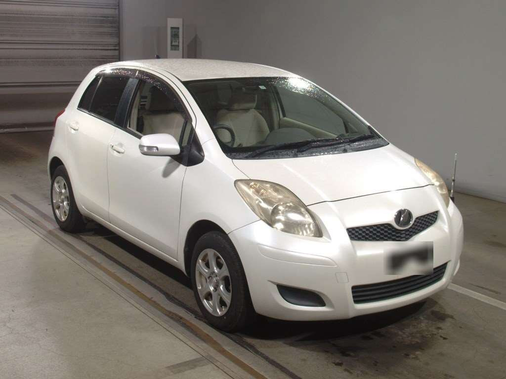 2009 Toyota Vitz KSP90[2]