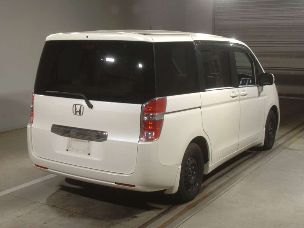 2011 Honda Step WGN RK1[1]