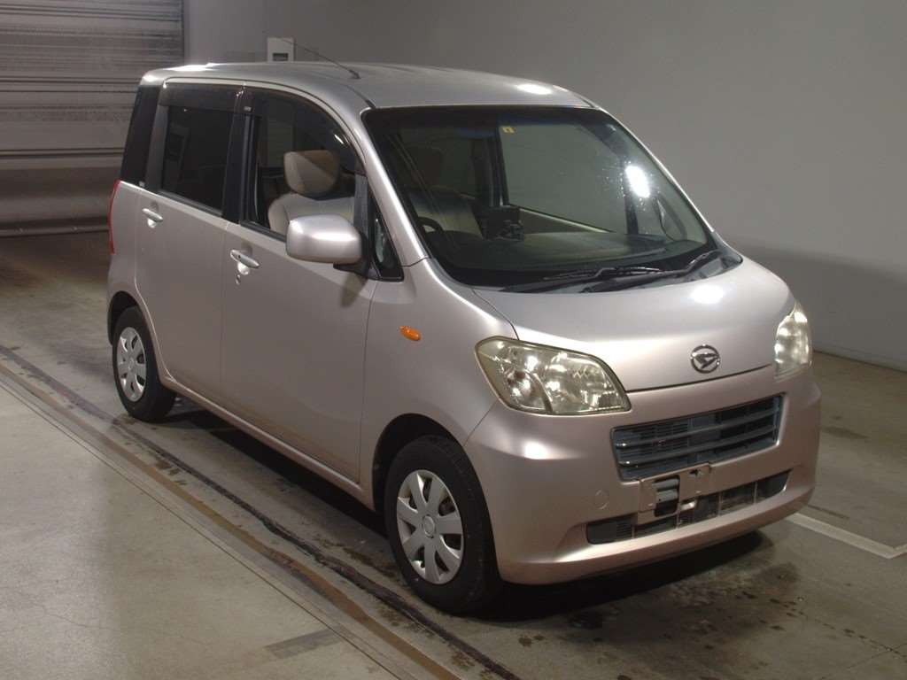 2010 Daihatsu Tanto exe L455S[2]