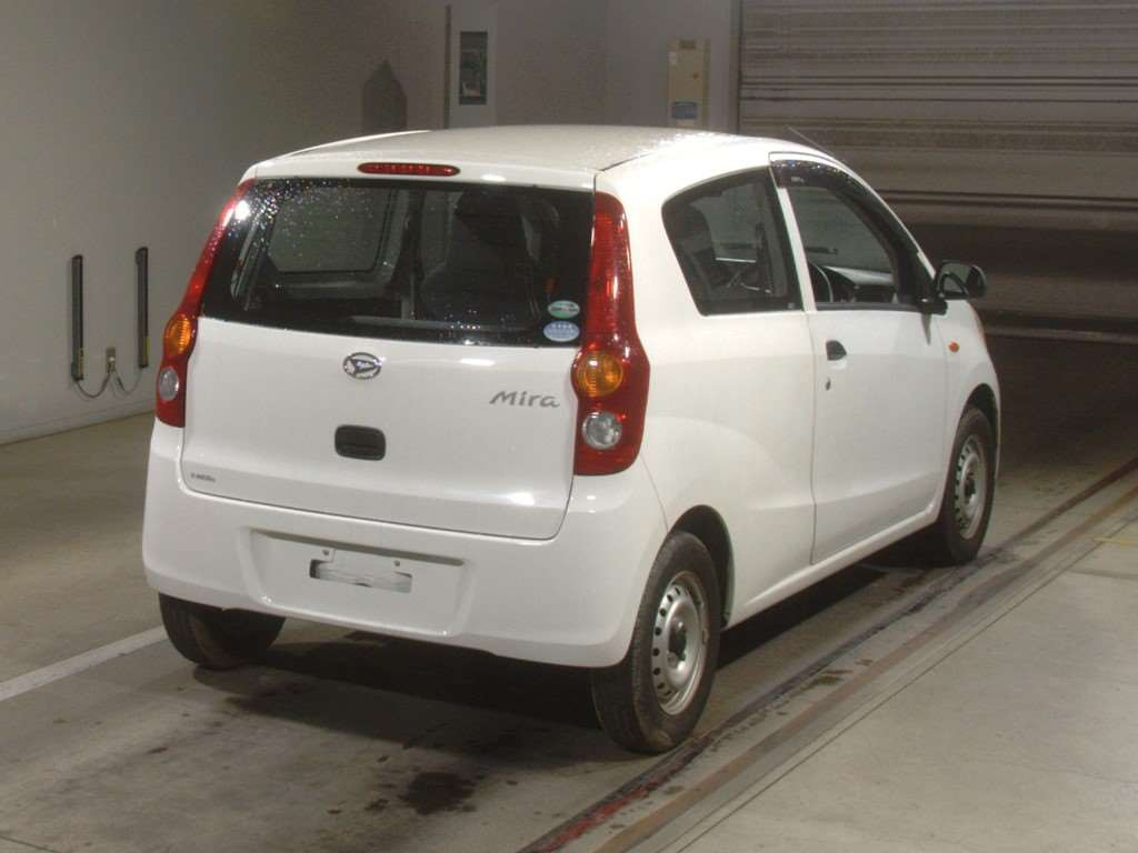 2016 Daihatsu Mira L275V[1]