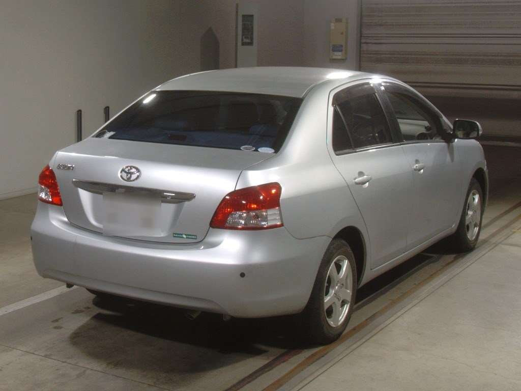 2010 Toyota Belta SCP92[1]