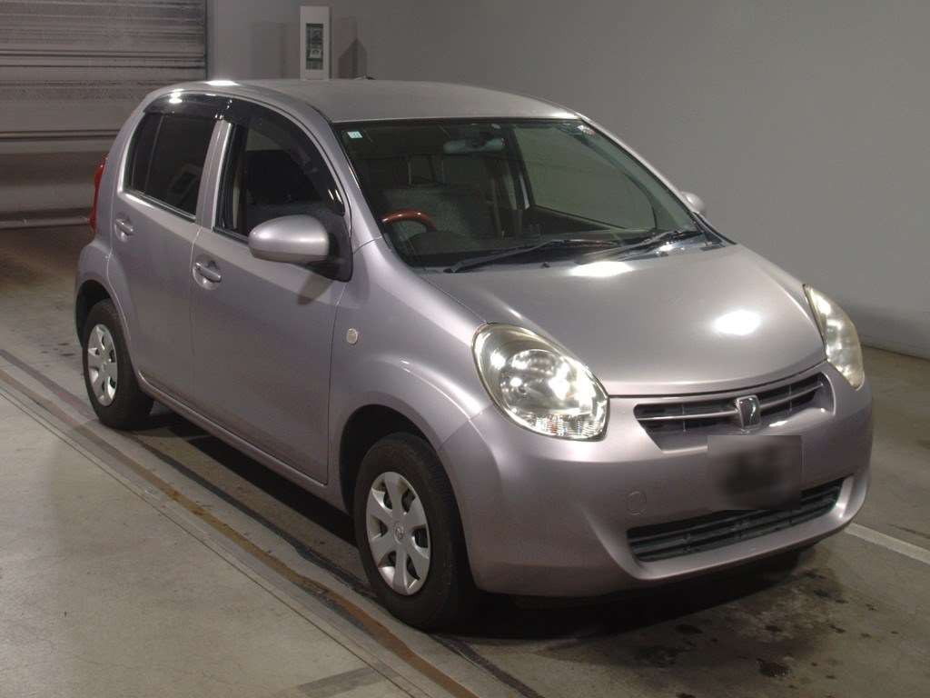 2012 Toyota Passo KGC30[2]