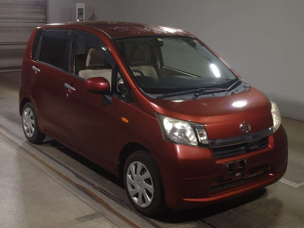 2014 Daihatsu Move LA100S[2]