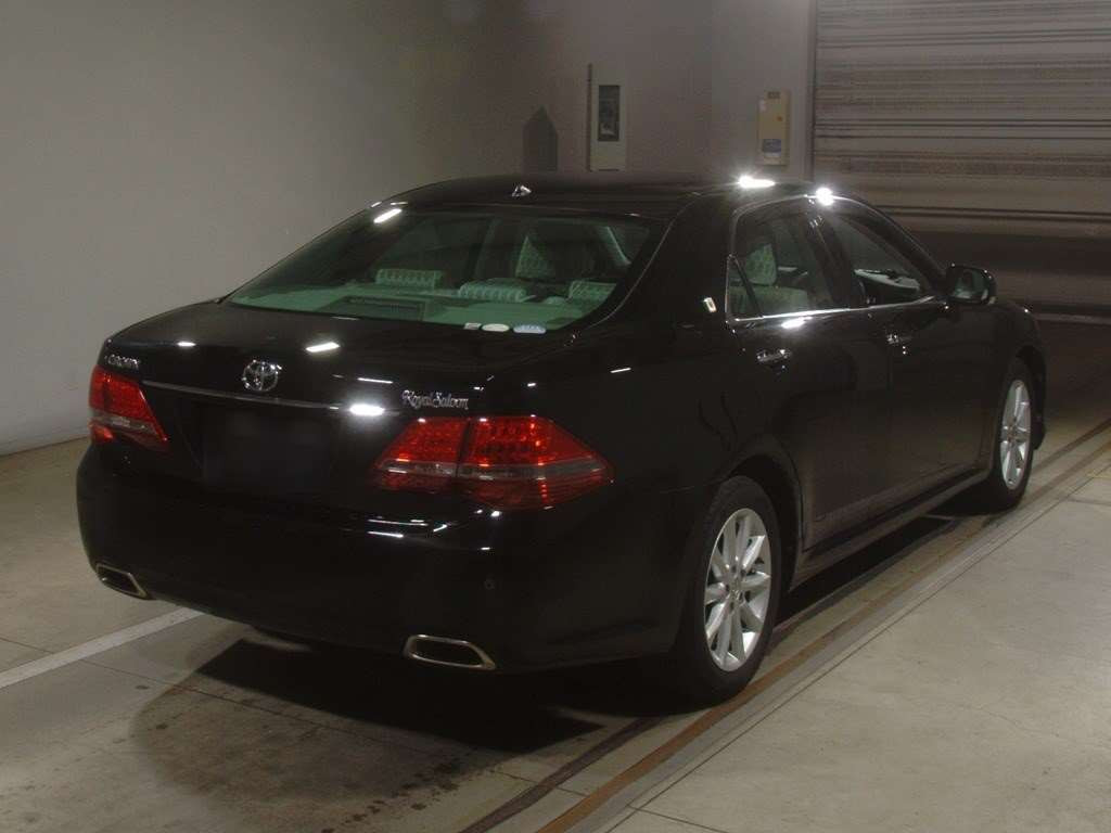 2008 Toyota Crown GRS202[1]