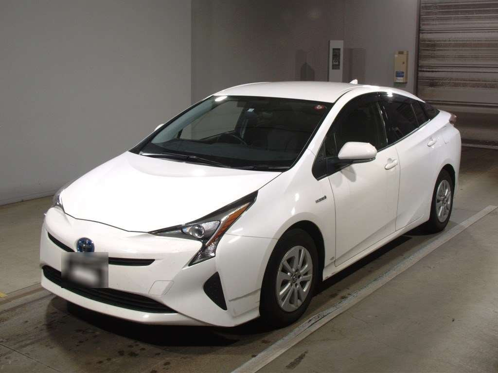 2017 Toyota Prius ZVW50[0]