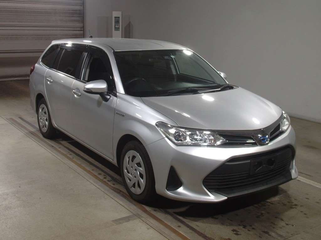 2019 Toyota Corolla Fielder NKE165G[2]