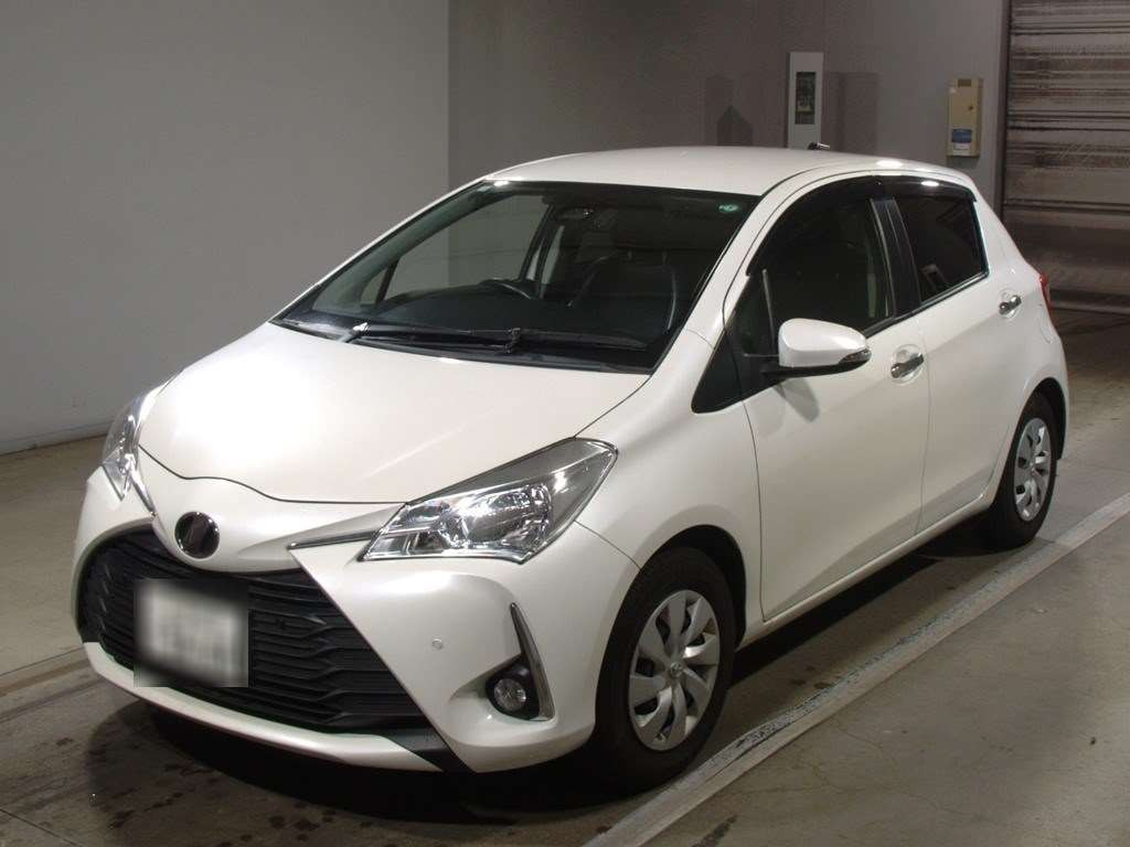 2018 Toyota Vitz NSP130[0]