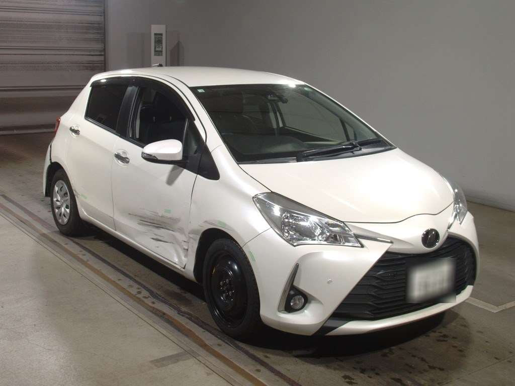 2018 Toyota Vitz NSP130[2]