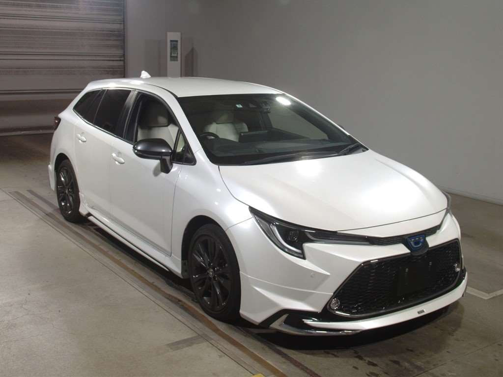 2021 Toyota Corolla Touring Wagon ZWE211W[2]