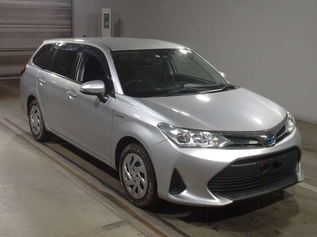 2019 Toyota Corolla Fielder NKE165G[2]