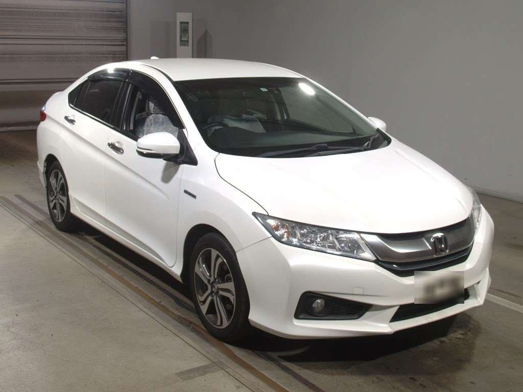 2015 Honda Grace GM4[2]