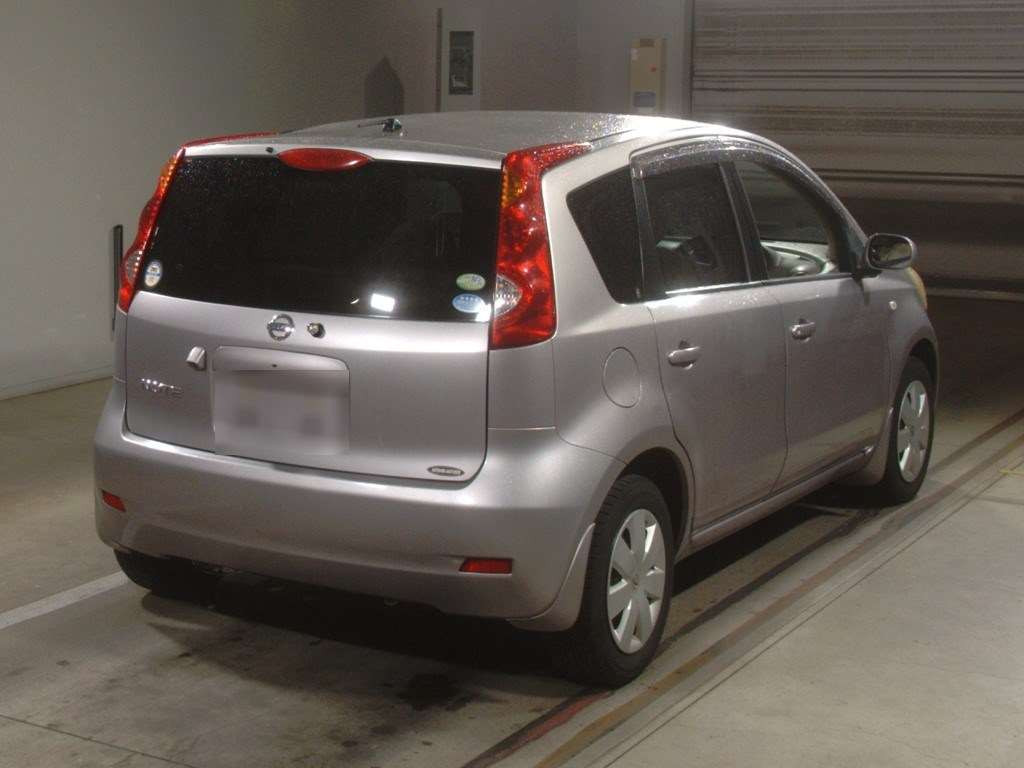 2010 Nissan Note E11[1]