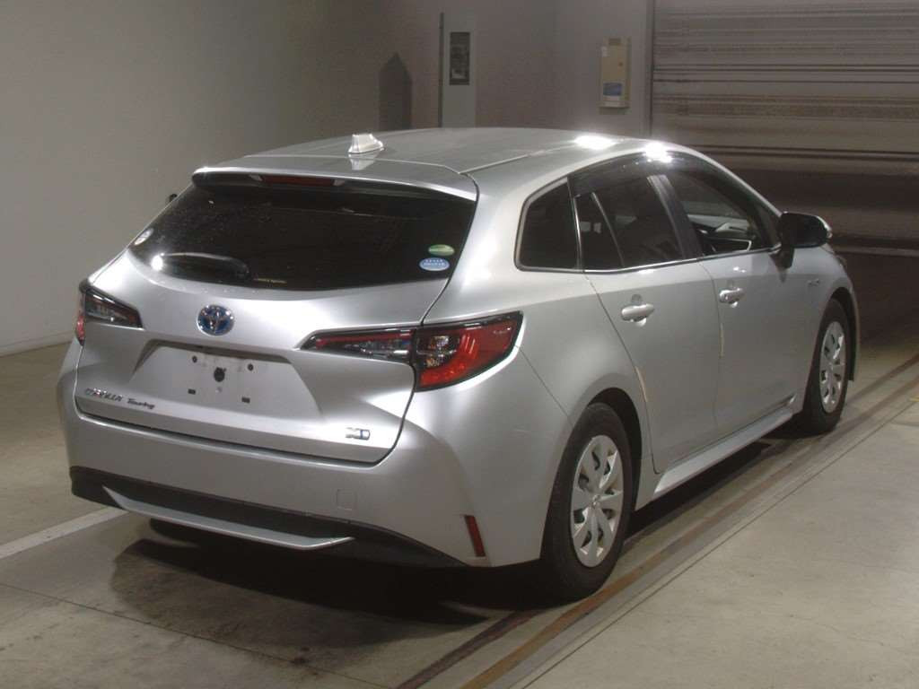 2020 Toyota Corolla Touring Wagon ZWE214W[1]