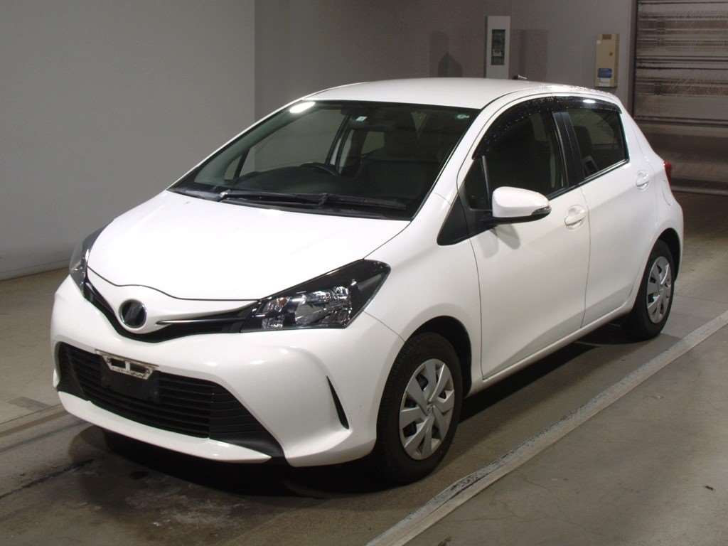 2016 Toyota Vitz KSP130[0]