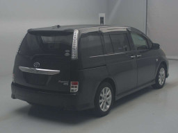 2011 Toyota Isis