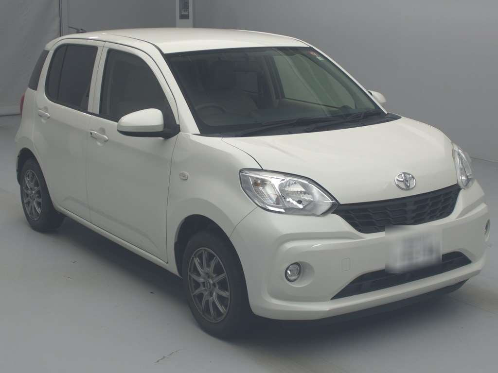 2018 Toyota Passo M700A[2]