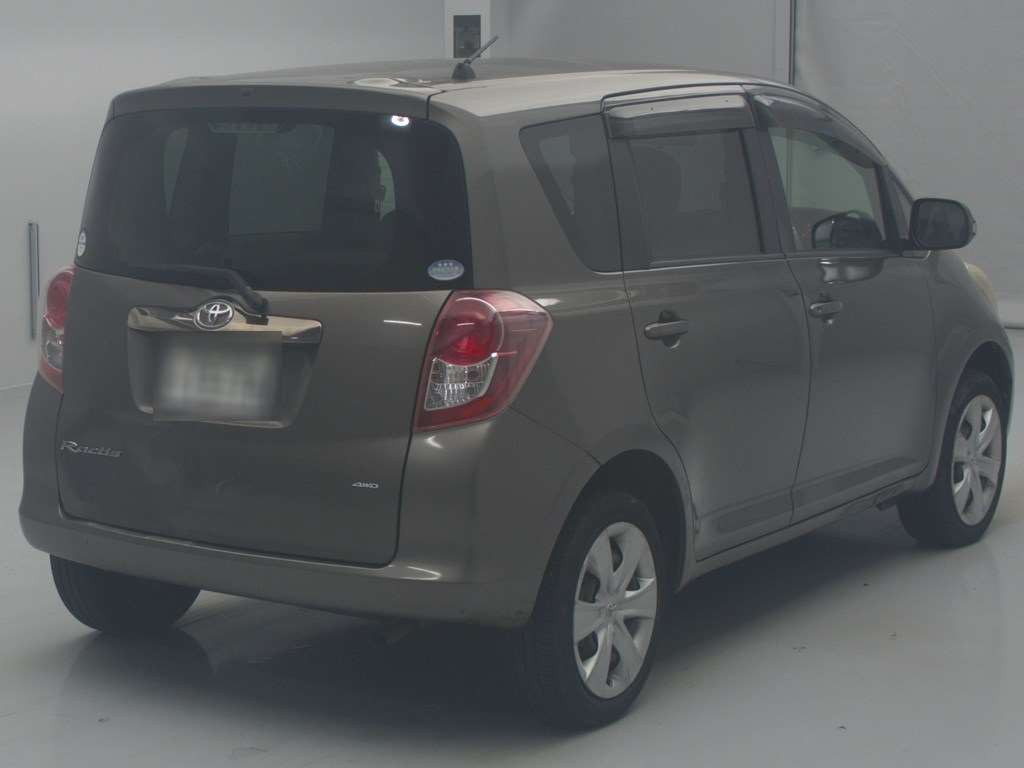 2008 Toyota Ractis NCP105[1]