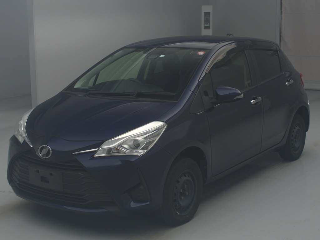 2018 Toyota Vitz NSP135[0]