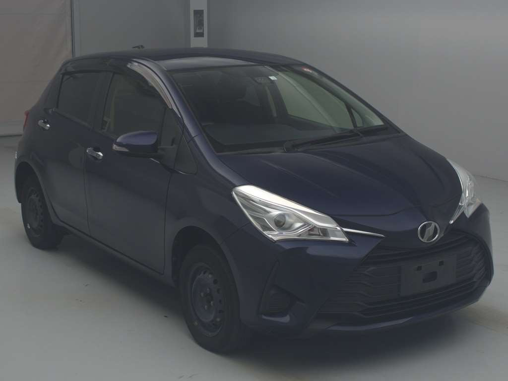 2018 Toyota Vitz NSP135[2]