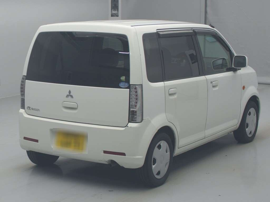 2012 Mitsubishi eK Wagon H82W[1]