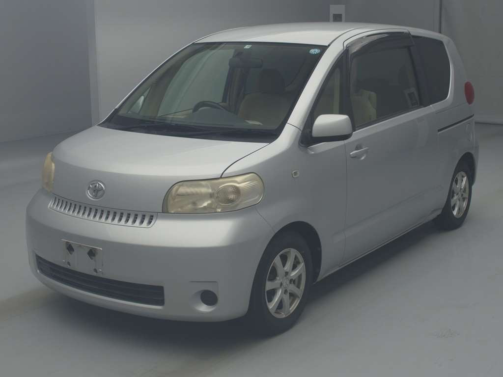 2005 Toyota Porte NNP10[0]