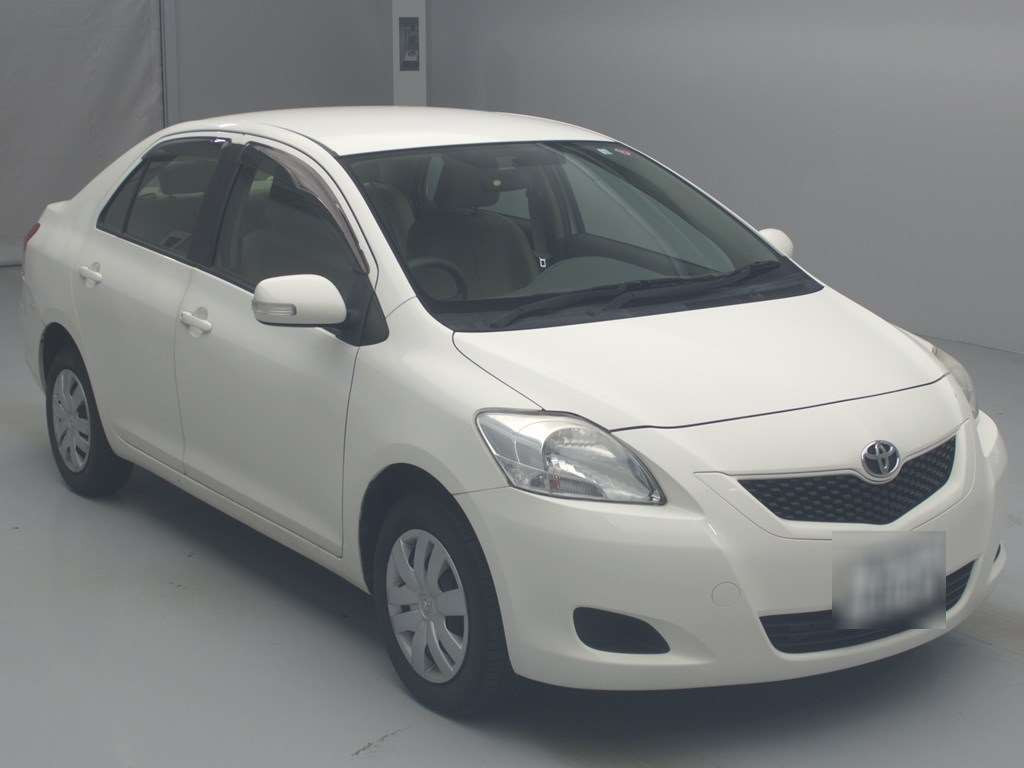 2010 Toyota Belta SCP92[2]