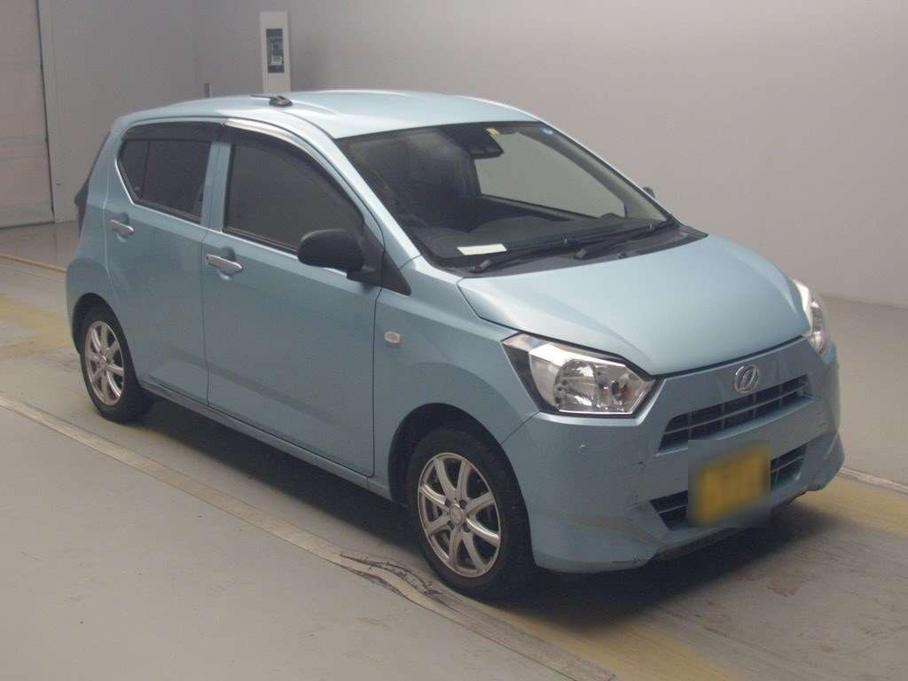 2022 Daihatsu Mira es LA350S[2]