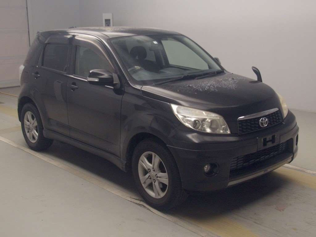 2010 Toyota Rush J200E[2]