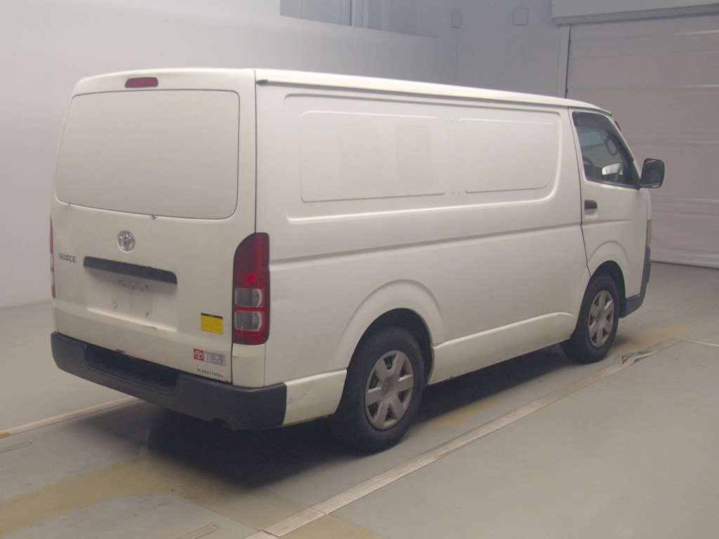 2006 Toyota Hiace Van KDH200V[1]