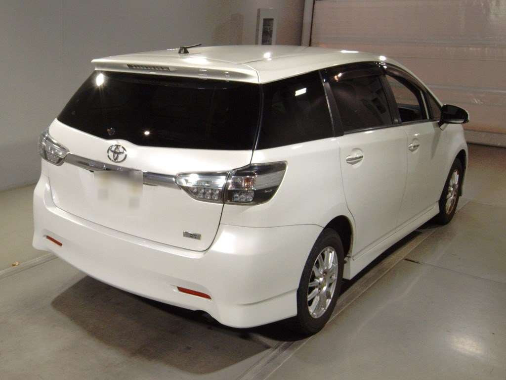 2015 Toyota Wish ZGE20W[1]