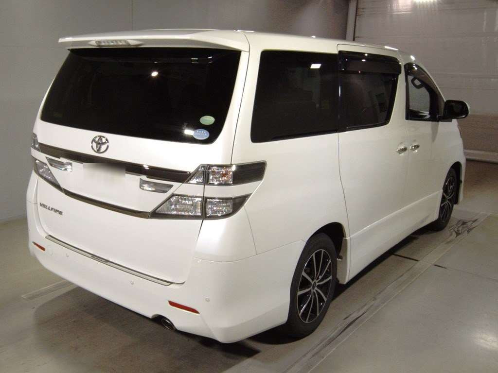 2013 Toyota Vellfire ANH20W[1]