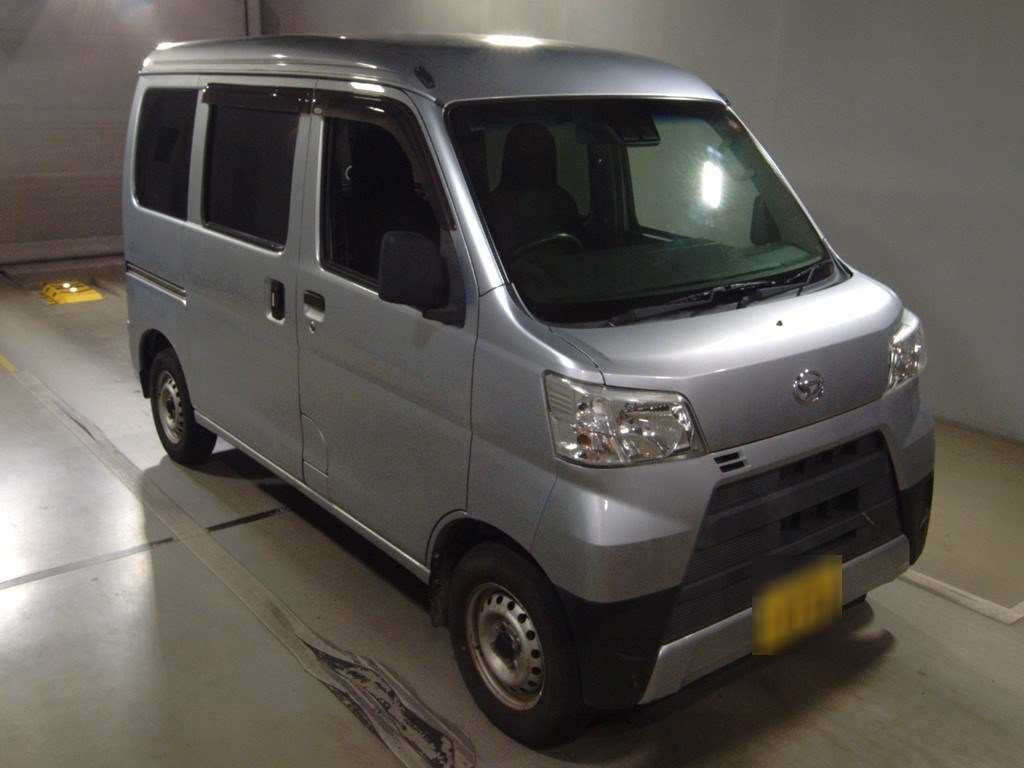 2019 Daihatsu Hijet Cargo S331V[2]