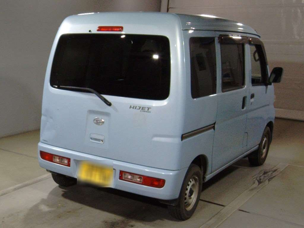 2017 Daihatsu Hijet Cargo S331V[1]