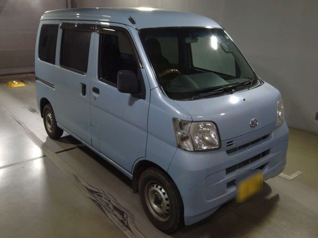 2017 Daihatsu Hijet Cargo S331V[2]