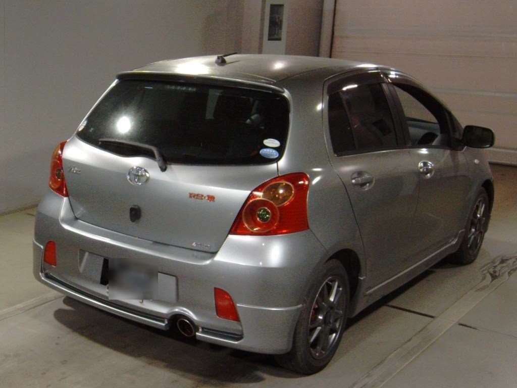 2005 Toyota Vitz NCP91[1]