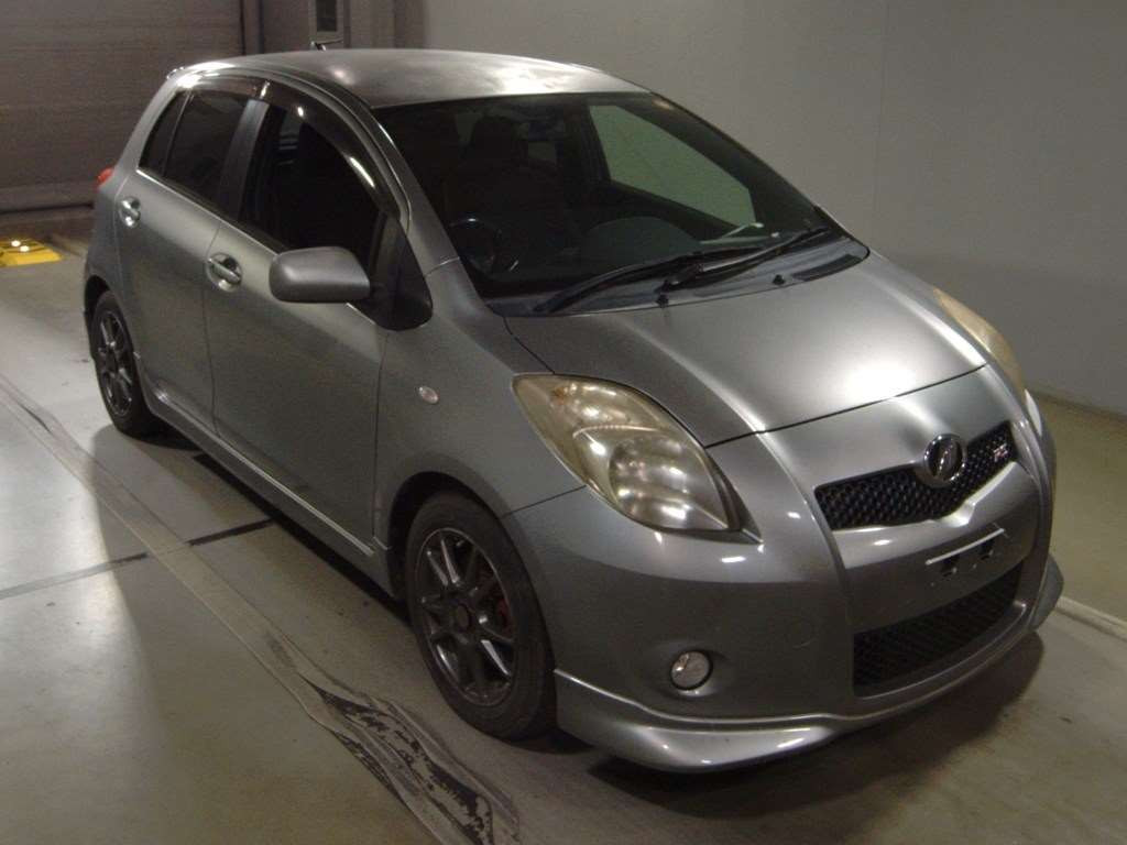 2005 Toyota Vitz NCP91[2]