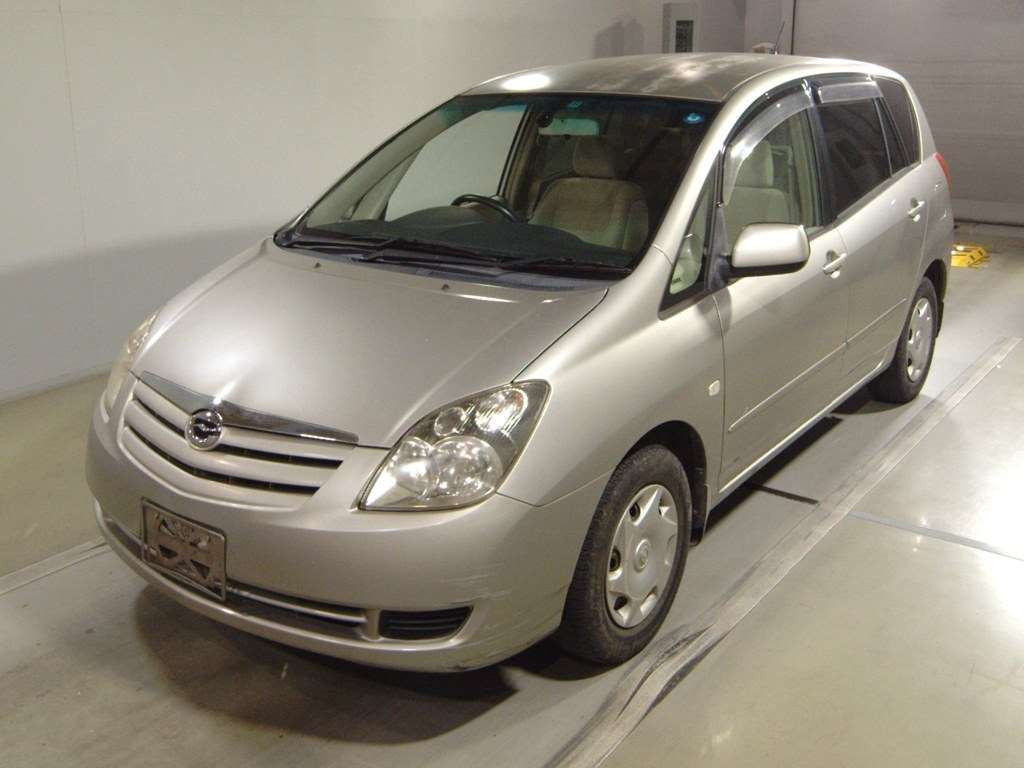 2005 Toyota Corolla Spacio NZE121N[0]