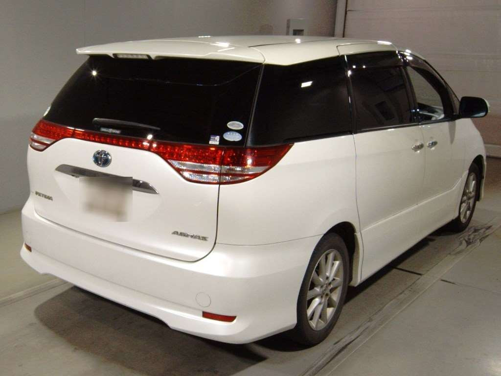 2011 Toyota Estima ACR50W[1]