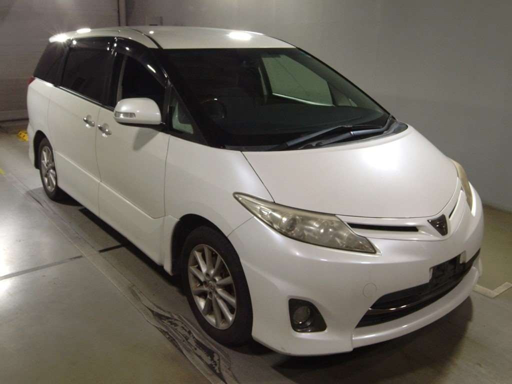 2011 Toyota Estima ACR50W[2]