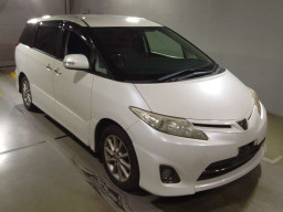 2011 Toyota Estima