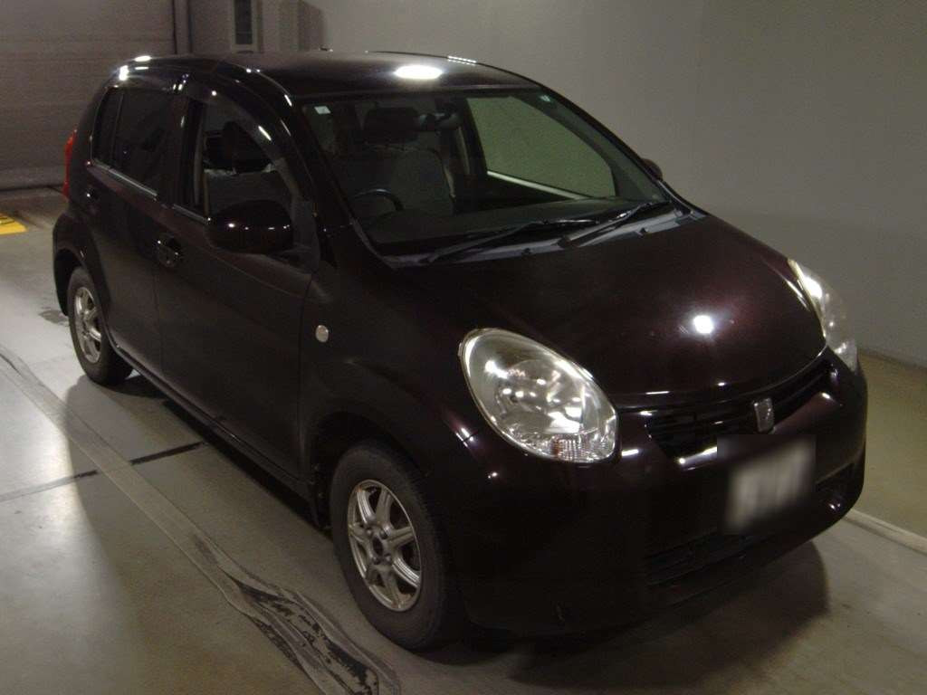 2013 Toyota Passo KGC35[2]