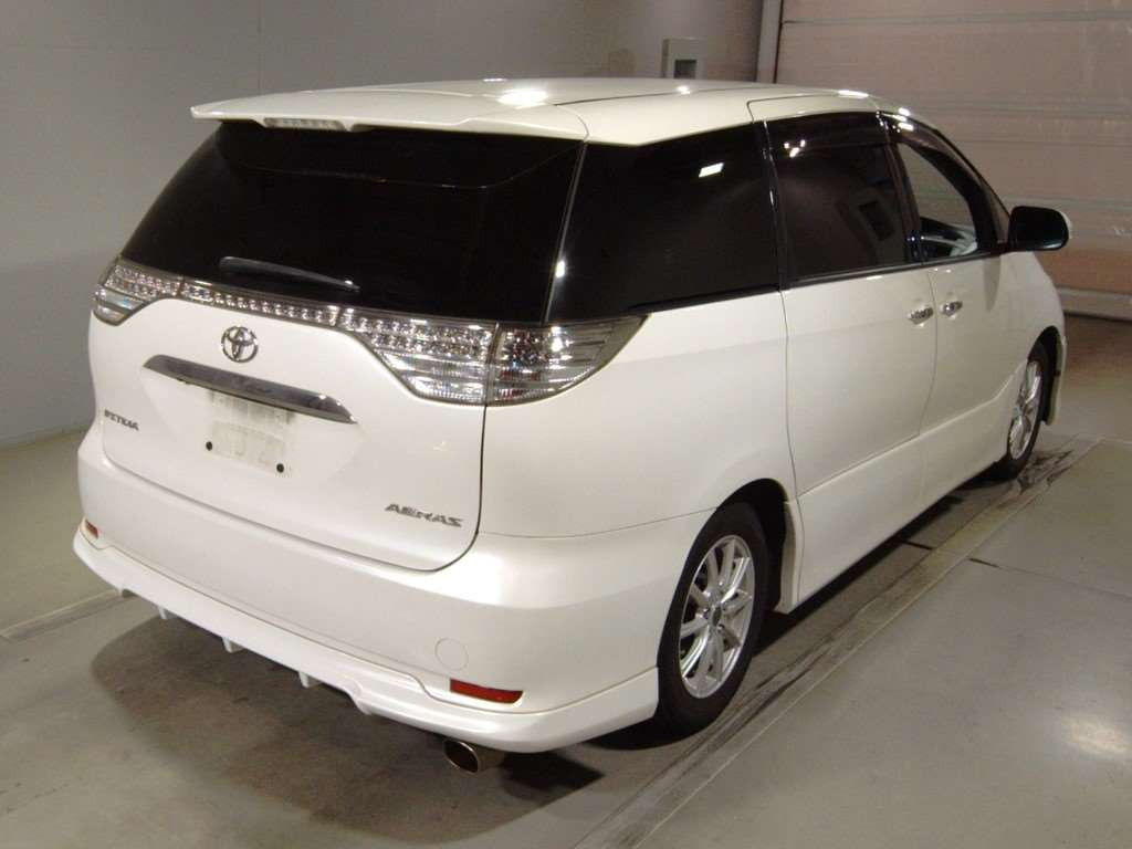 2010 Toyota Estima ACR50W[1]