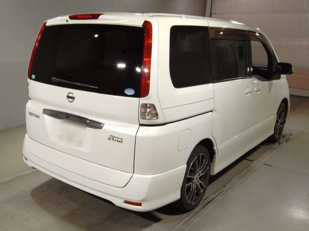 2008 Nissan Serena CC25[1]