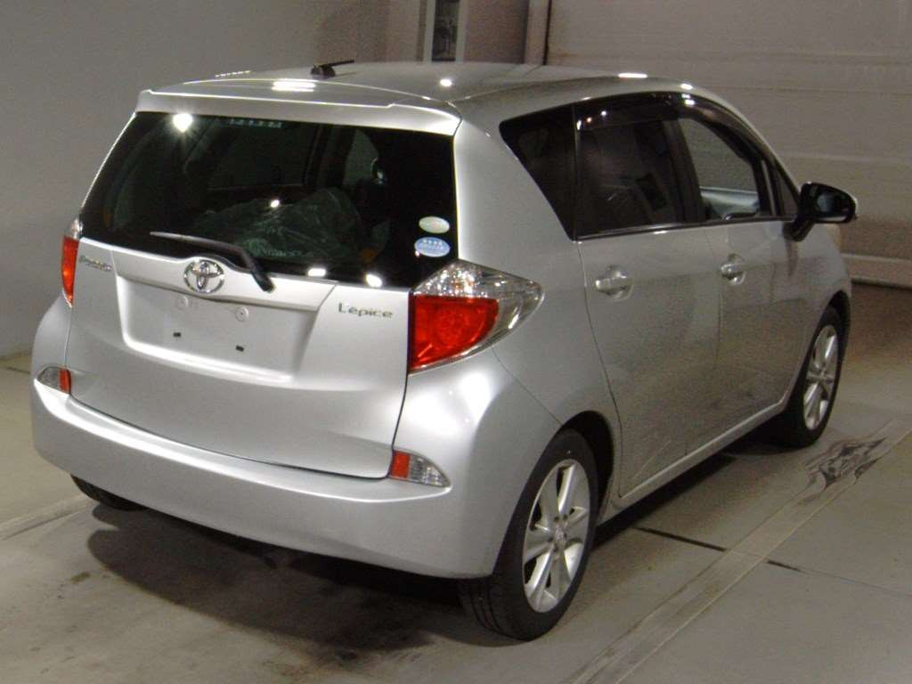 2012 Toyota Ractis NCP120[1]