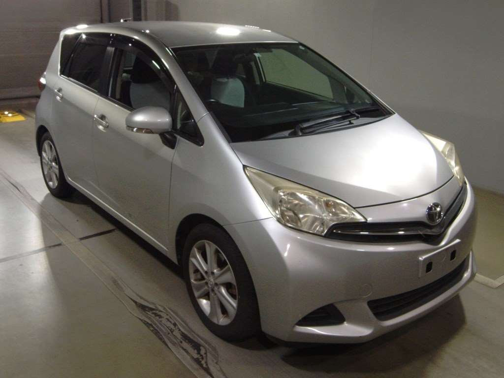 2012 Toyota Ractis NCP120[2]